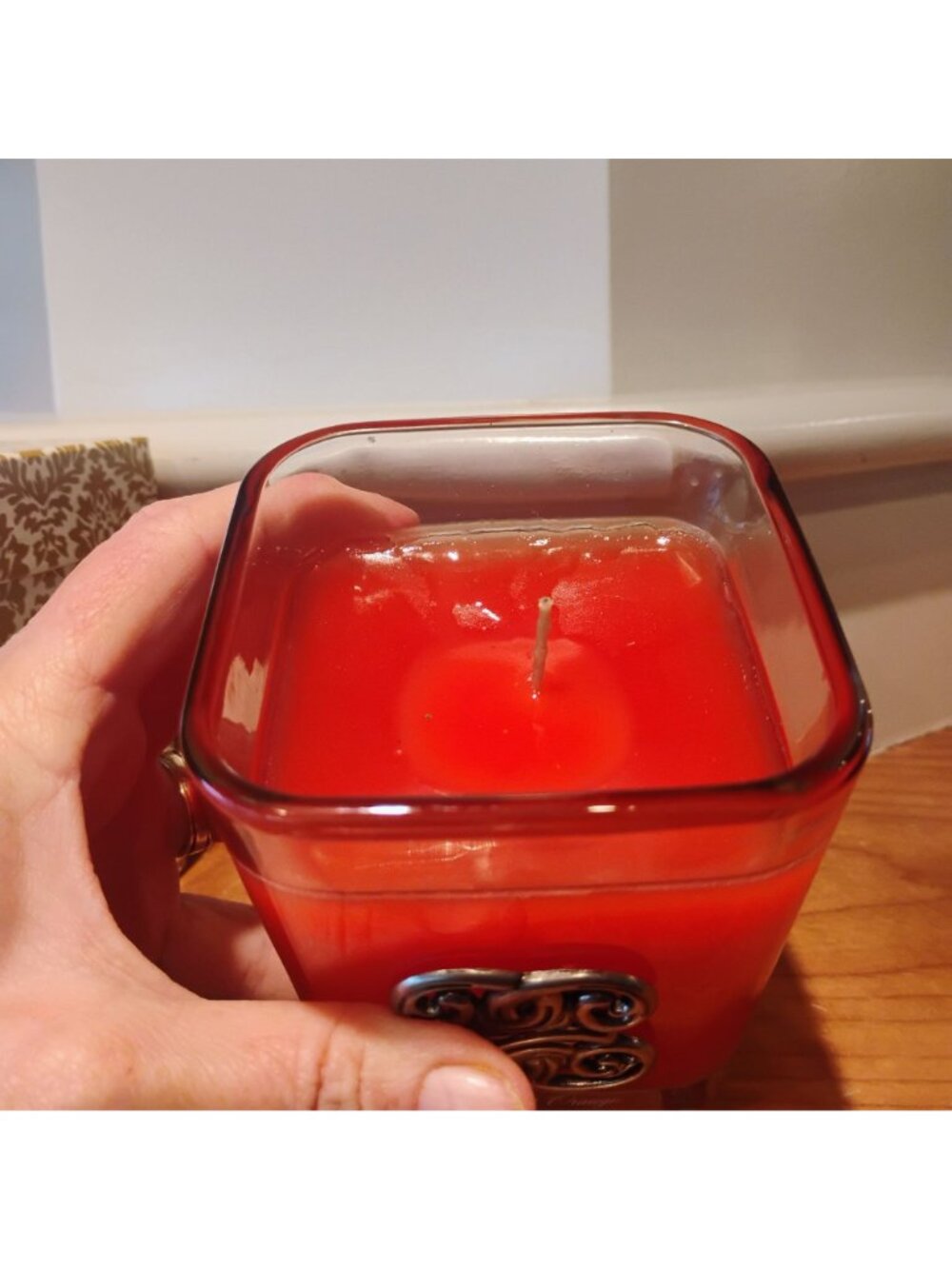 NEW Aromatique Bergamot Orange 9 oz Candle in Glass Decorative Cube w/Gift Box - Picture 3 of 6